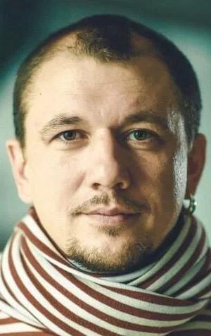 Артем Анисимов