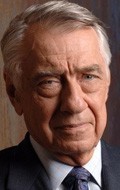 Филип Бейкер Холл