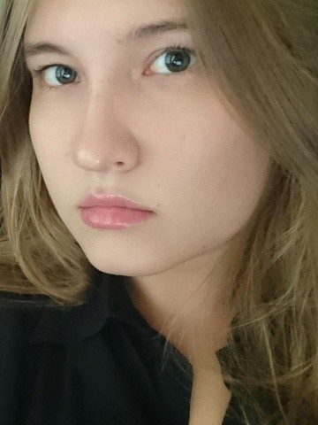 Яна Лебедева