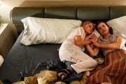 Воспитание Бобби / Bringing Up Bobby (2011)