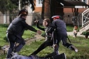 Вдребезги (2011)