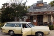 Техасская резня бензопилой: Начало / The Texas Chainsaw Massacre: The Beginning (2006)