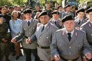 Теперь ты в армии / Kein Bund f&#252;rs Leben (2007)