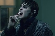Мрачные тени / Dark Shadows (2012)