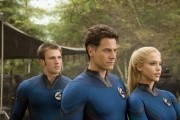 Фантастическая четверка: Вторжение Серебряного серфера / 4: Rise of the Silver Surfer (2007)