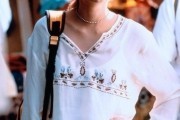 Разрушенный дворец / Brokedown Palace (1999)