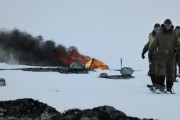 Снежная тюрьма / Into the White (2012)