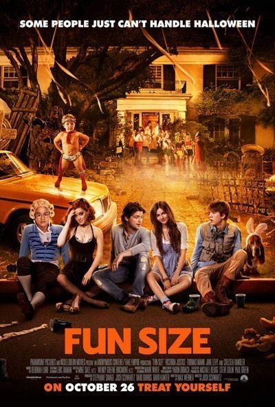 Коротышка / Fun Size (2012)