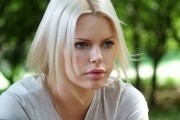 Окровавленные холмы / The Hills Run Red (2009)