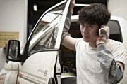 Беглец / Running Man (2013)