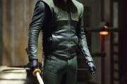 Стрела - сериал / Arrow (2012-...)