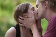 Очень хорошие девочки / Very Good Girls (2013)