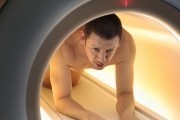 Любовь от всех болезней / Supercondriaque (2014)