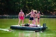 Бобры-зомби / Zombeavers (2014)