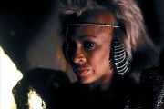 Безумный Макс 3: Под куполом грома / Mad Max Beyond Thunderdome (1985)
