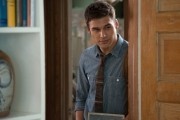 Поклонник / The Boy Next Door (2015)