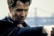 Ромео истекает кровью / Romeo Is Bleeding (1993)