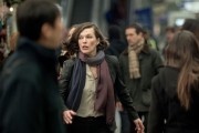 Уцелевшая / Survivor (2015)
