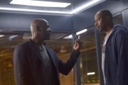 Вне времени - сериал / Timeless (2016-...)