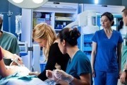 В надежде на спасение - сериал / Saving Hope (2012-...)