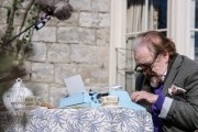 Сиделка / The Carer (2016)